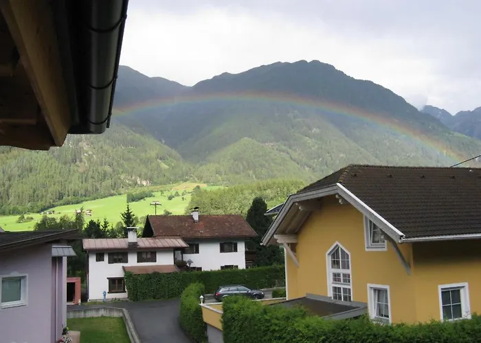 Haus Falkner Barbara شقة